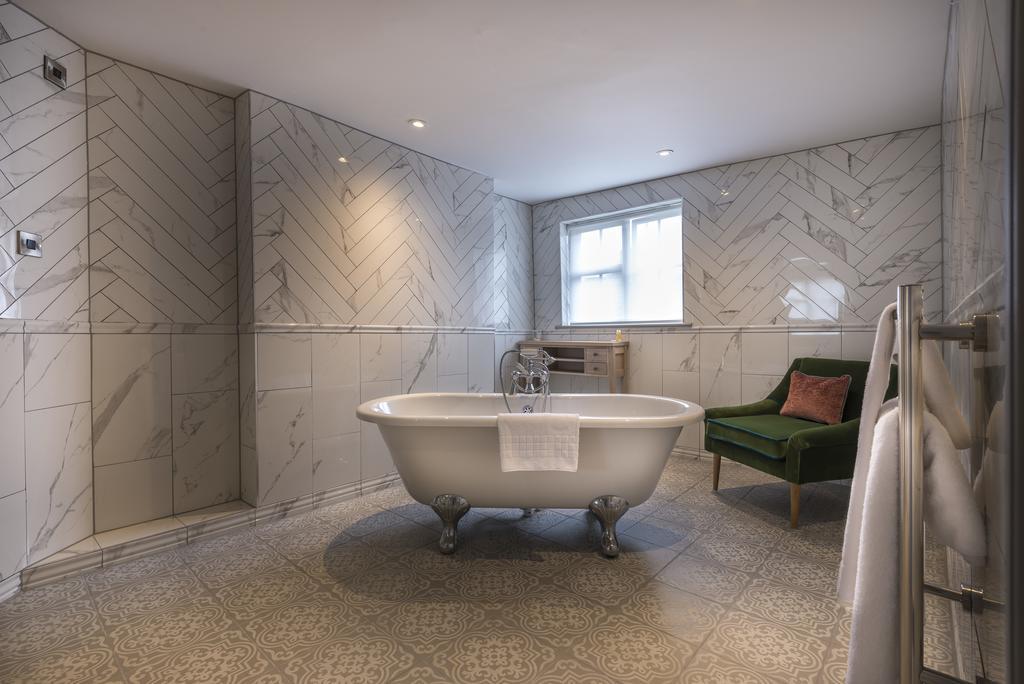 The Three Swans Hotel, Hungerford, Berkshire Dış mekan fotoğraf