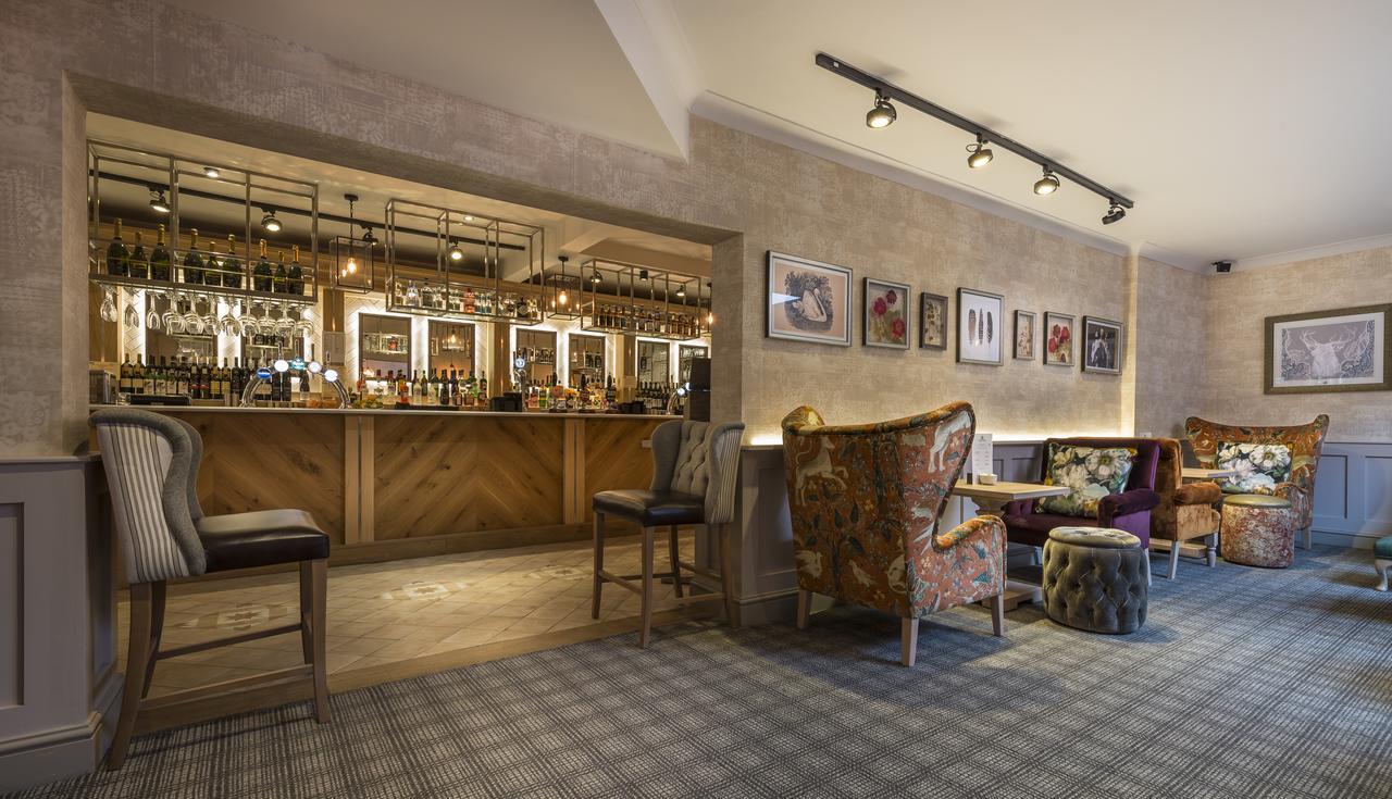 The Three Swans Hotel, Hungerford, Berkshire Dış mekan fotoğraf